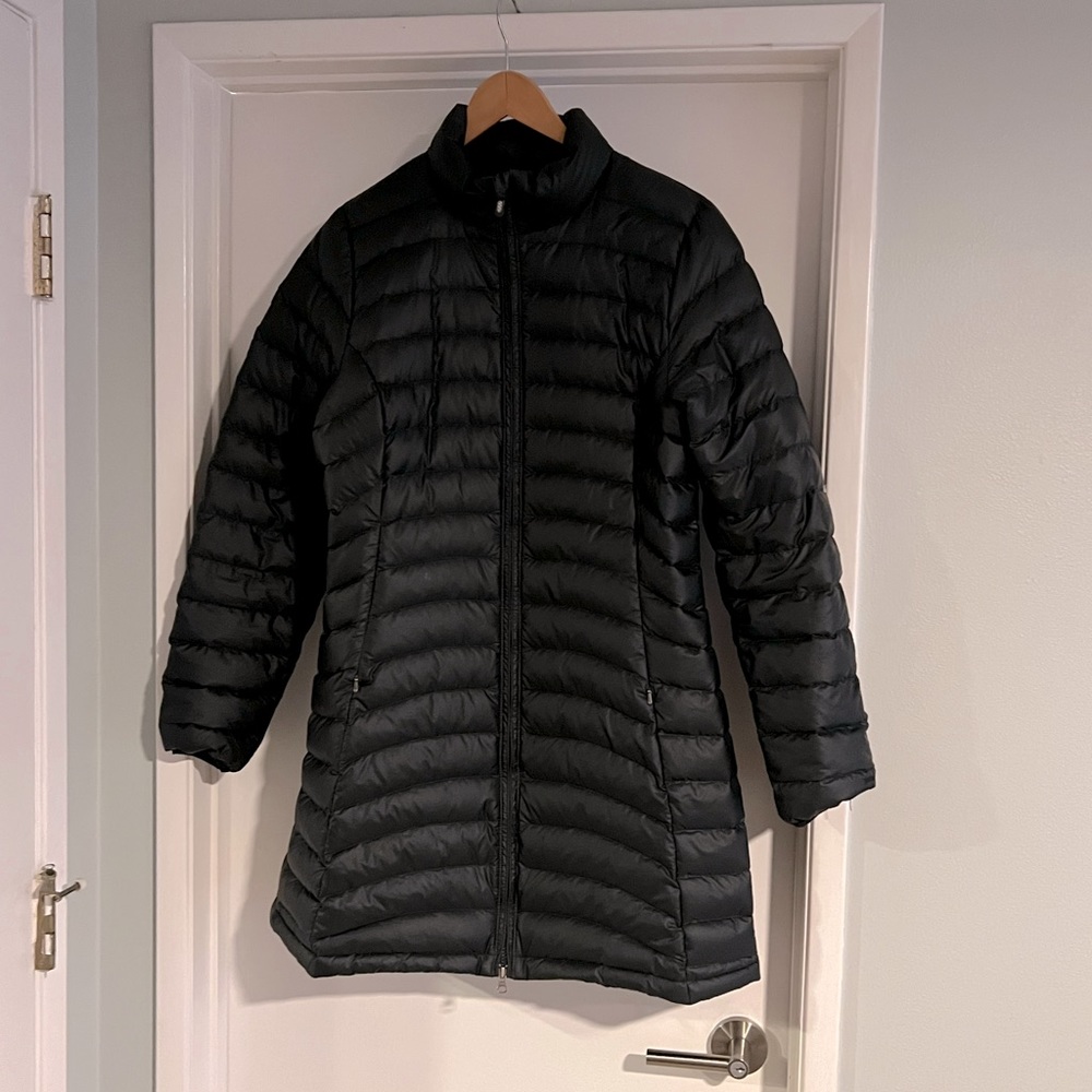 Patagonia 3/4 puffer coat